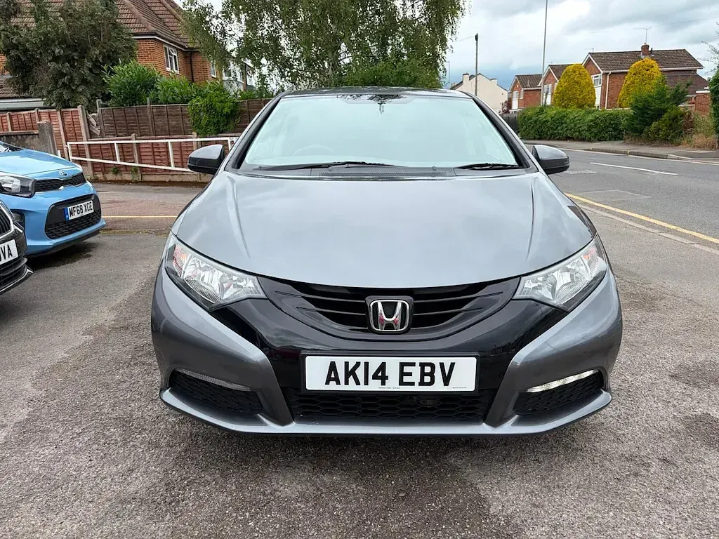 Used Honda Civic S 100 HP (73 kW) 2014 Grey Hatchback