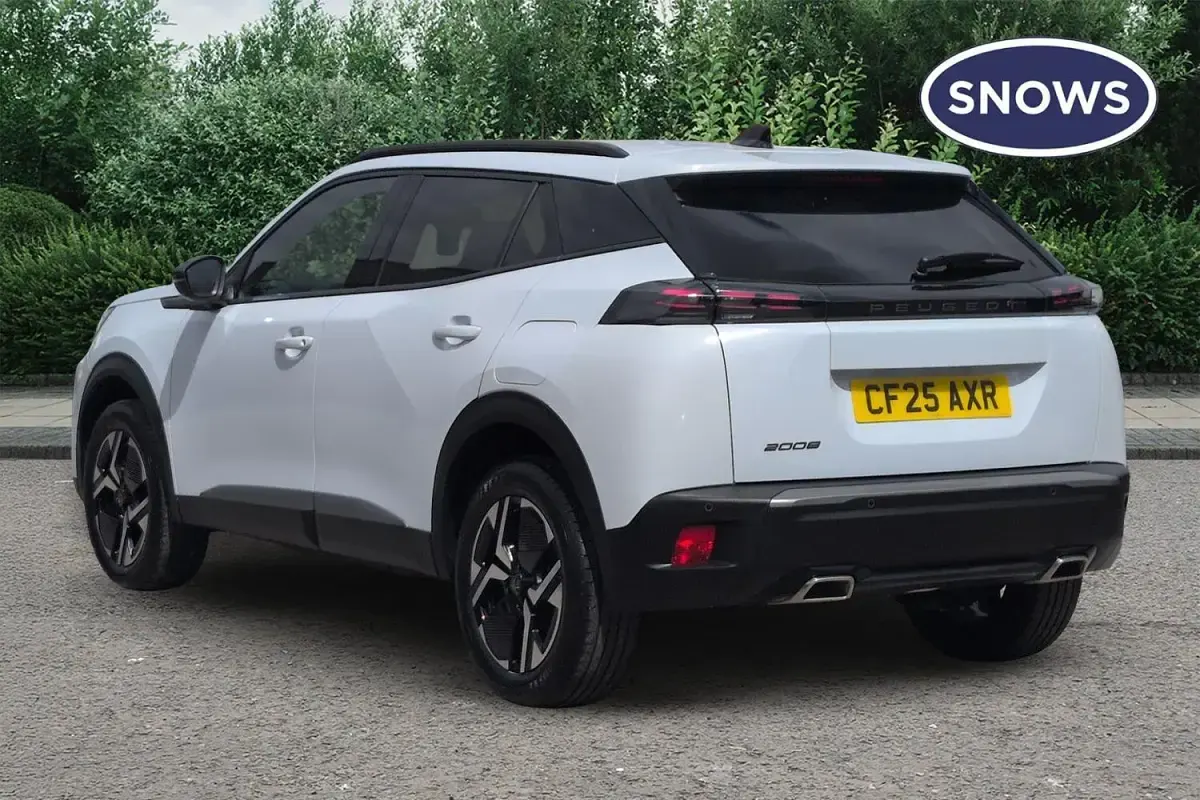 Used Peugeot 2008 Allure 131 HP (96 kW) 2025 White SUV