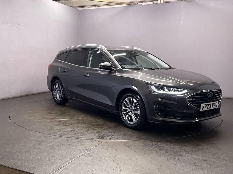 Used Ford Focus Titanium 155 HP (114 kW) 2023 Grey Estate