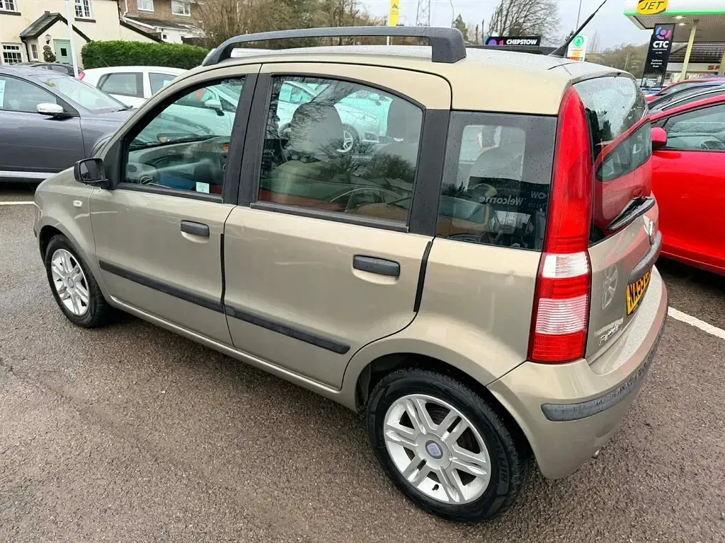 Used Fiat Panda 60 HP (44 kW) 2009 Beige Hatchback