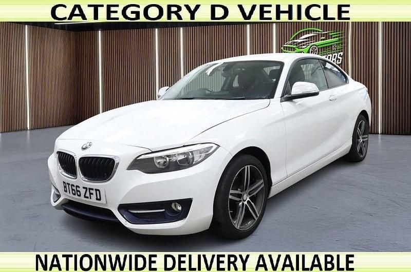 Used BMW 218 Sport Line 136 HP (100 kW) 2016 White Coupe