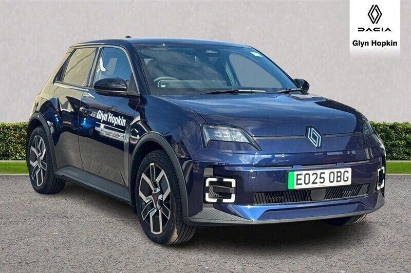 New 2025 Renault R5 Komfort Hatchback | £27,349 (Fair price) - Image 1/1