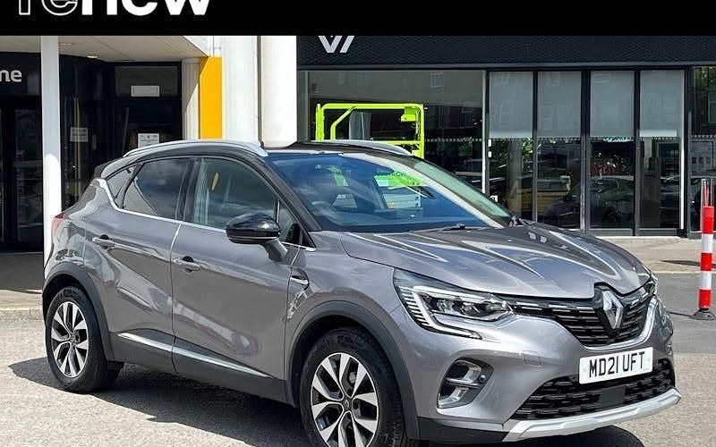 Metallic oyster grey Used 2021 Renault Captur Version S SUV | £13,111 (Fair price) - Image 1/3
