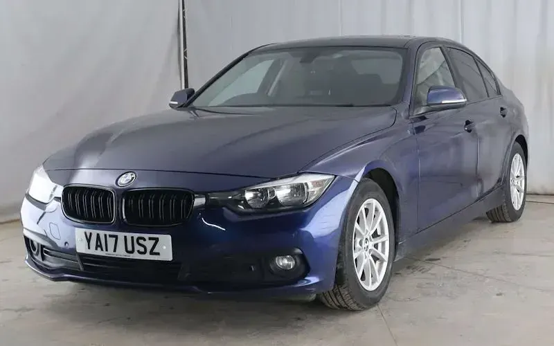 Used BMW 320 Efficient Dynamics 163 HP (119 kW) 2017 Blue Sedan