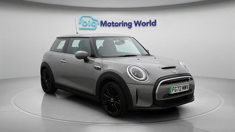 Used Mini Cooper SE Hatch 135 kW (184 HP) 2023 Hatchback