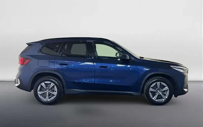 Used BMW X1 Sport Line 170 HP (125 kW) 2022 Blue SUV