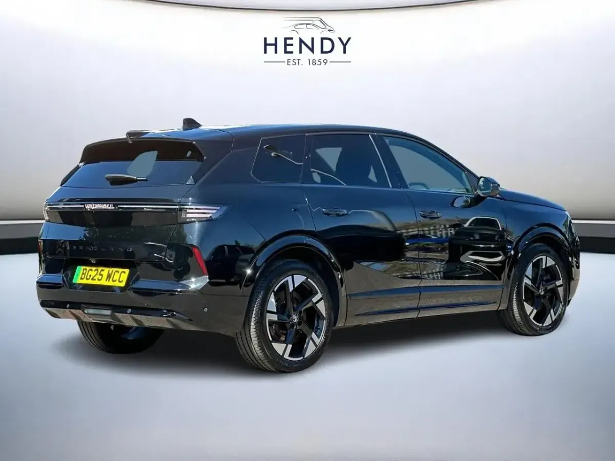 Used Vauxhall Grandland Ultimate 154 kW (210 HP) 2025 Black SUV