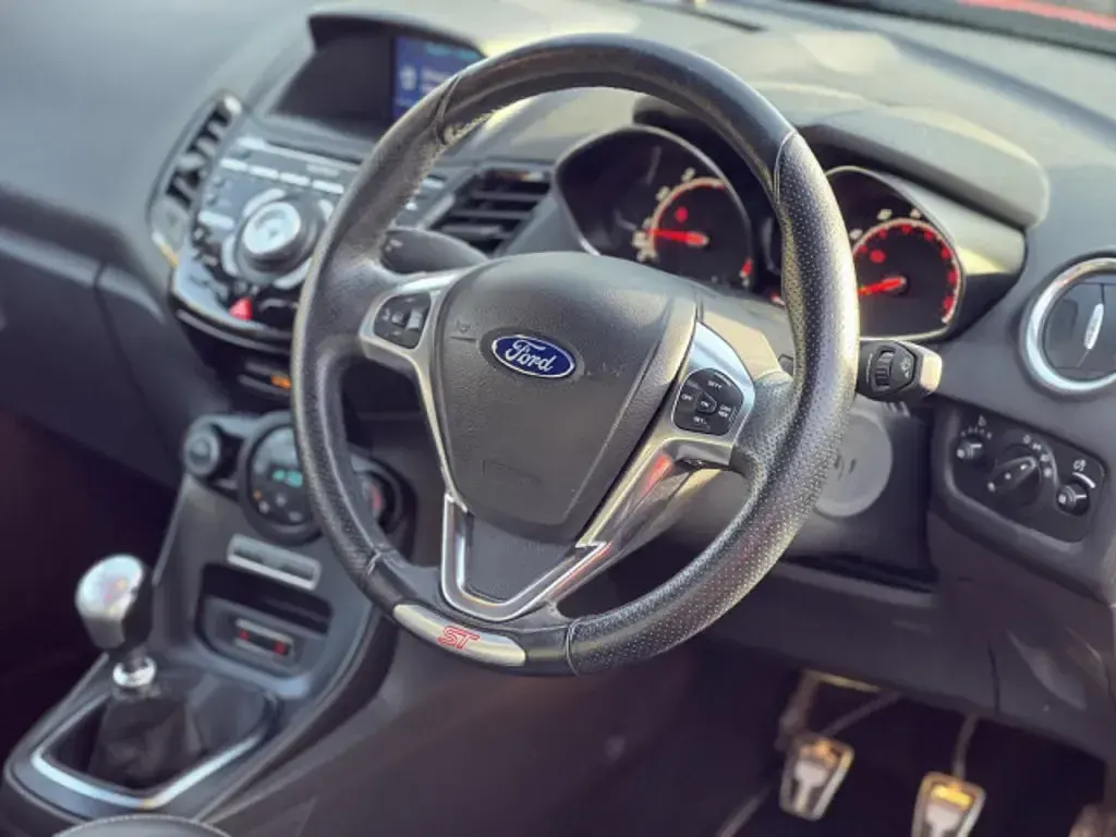 Used Ford Fiesta ST 2017 Red Hatchback