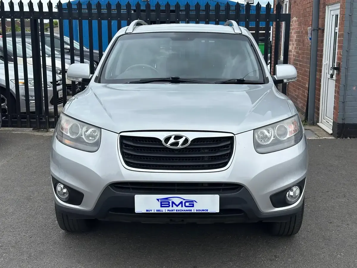 Used Hyundai Santa Fe Premium 197 HP (144 kW) 2010 Silver SUV