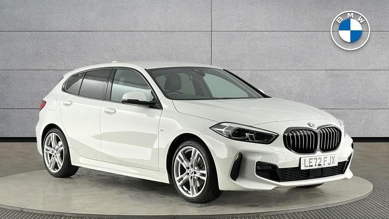 Used BMW 118 M Sport 134 HP (98 kW) 2023 White Hatchback