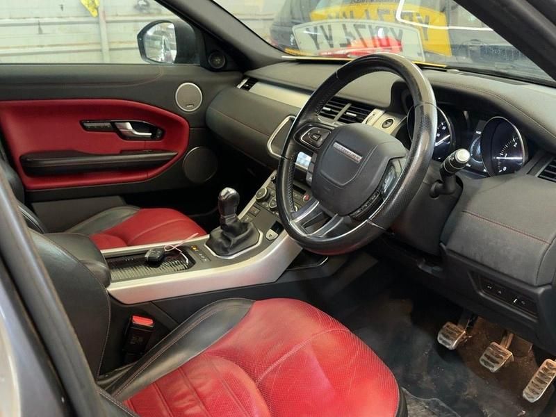 Used Land Rover Range Rover evoque HSE Dynamic 150 HP (110 kW) 2017 Grey Estate