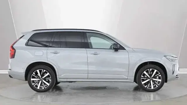 Used Volvo XC90 Plus 449 HP (330 kW) 2026 SUV