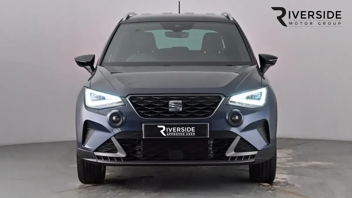 Used Seat Arona FR 115 HP (84 kW) 2024 Grey SUV