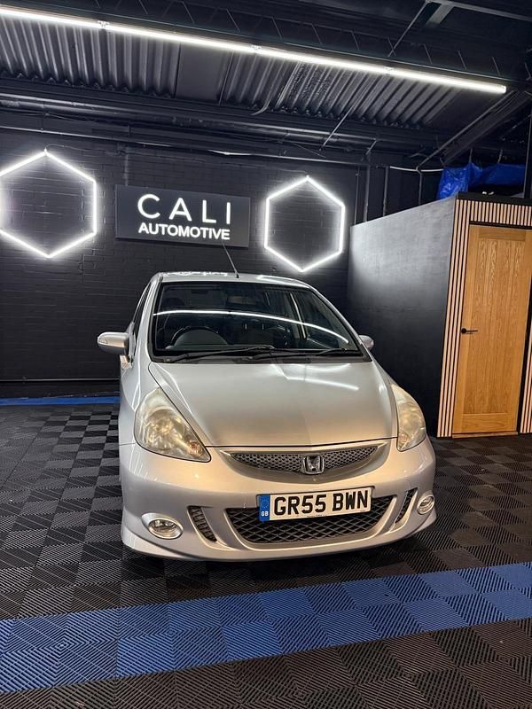 Begagnad Honda Jazz Sport 2006 Silver Halvkombi