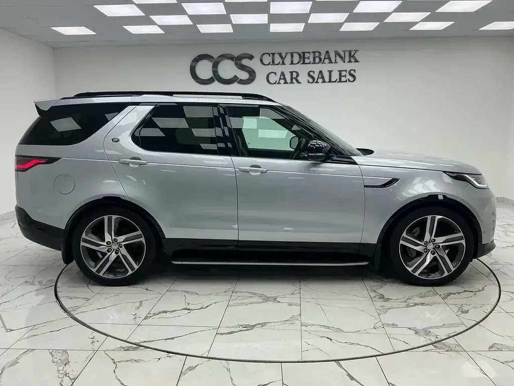 Used Land Rover Discovery HSE Dynamic 300 HP (220 kW) 2021 Silver SUV