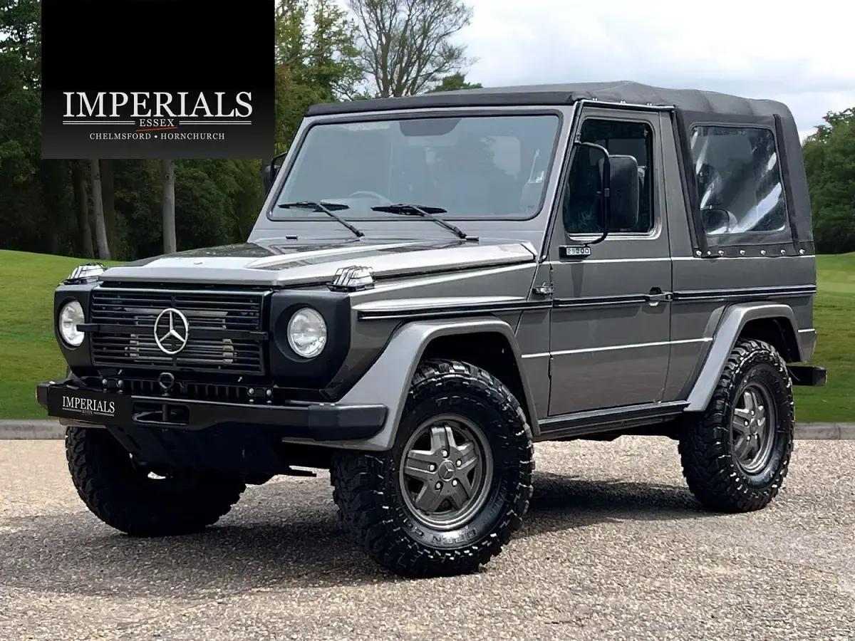 Used Mercedes 300 400 HP (294 kW) 1984 Grey Cabriolet