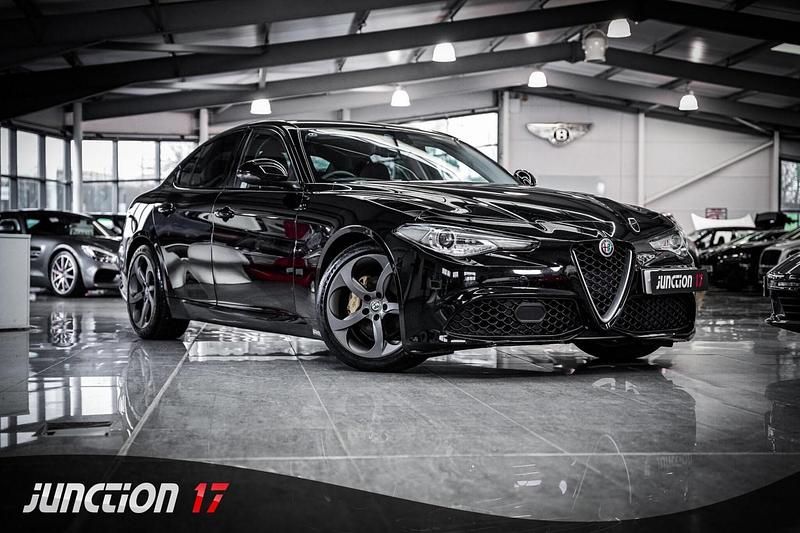 Used Alfa Romeo Giulia Edizione Speciale 180 HP (132 kW) 2018 Black Sedan