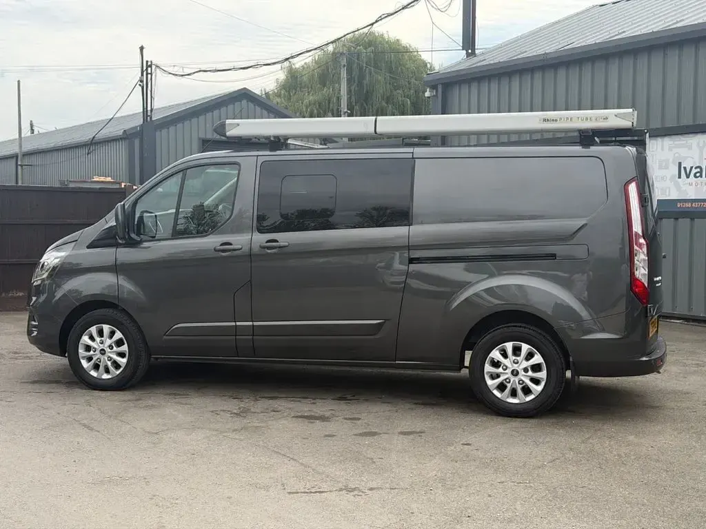 Used Ford 300 Limited 2018 Grey Van