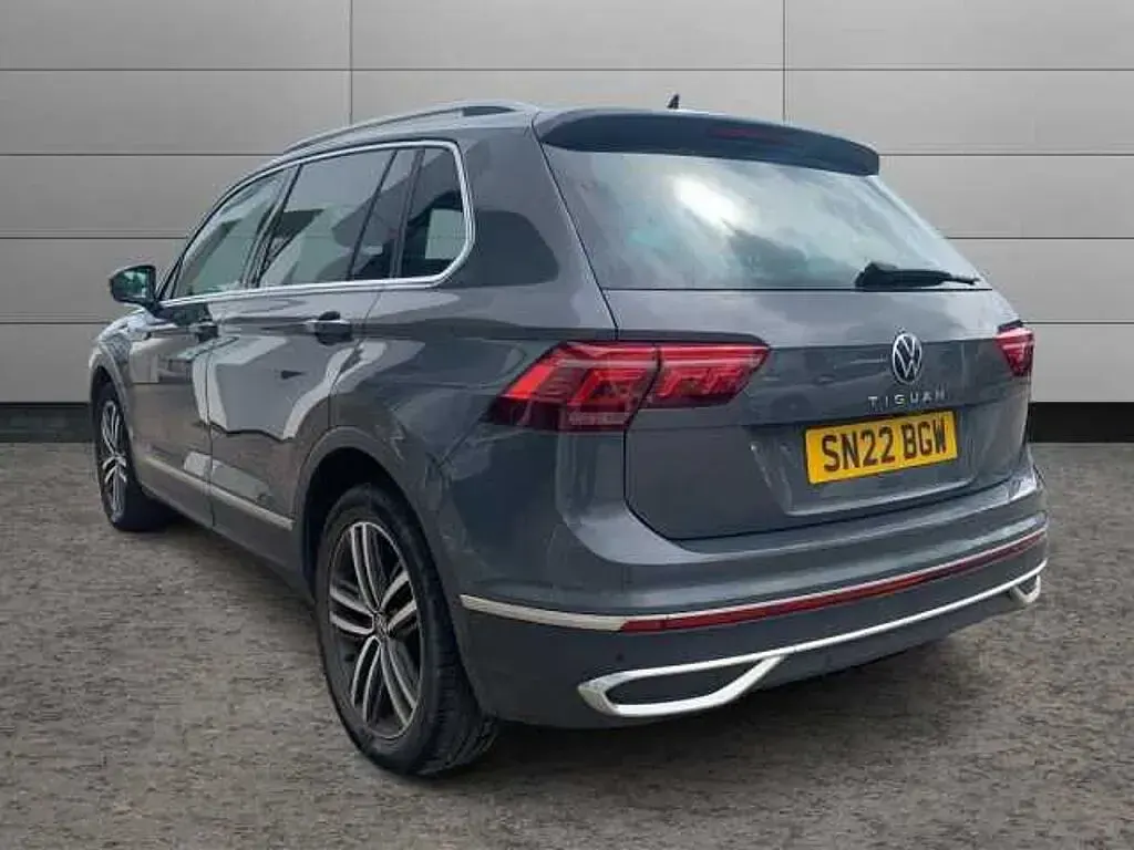 Used VW Tiguan Elegance 150 HP (110 kW) 2022 Grey SUV