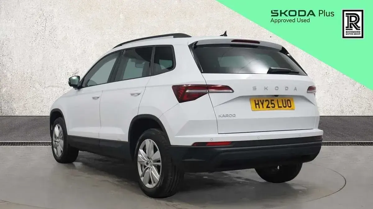 Gebraucht Skoda Karoq SE 150 PS (110 kW) 2025 Weiß SUV