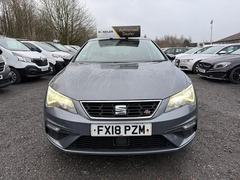 Begagnad Seat Leon FR 125 HK (91 kW) 2018 Grå Halvkombi