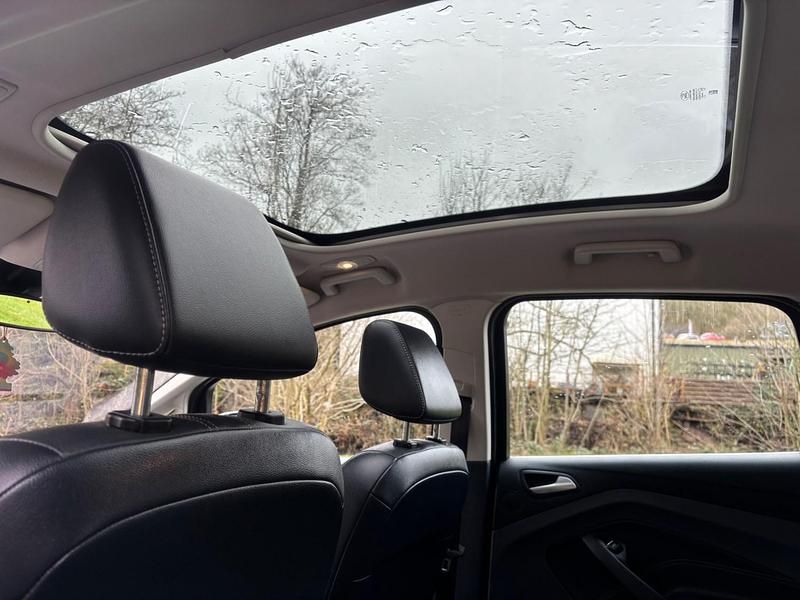 Begagnad Ford C-MAX Titanium X 2014 Vit Minibuss