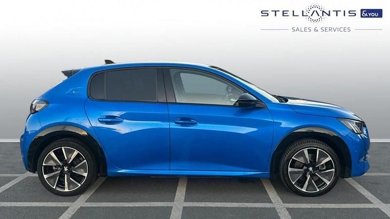 Used Peugeot e-208 Premium 98 kW (134 HP) 2022 Blue Hatchback