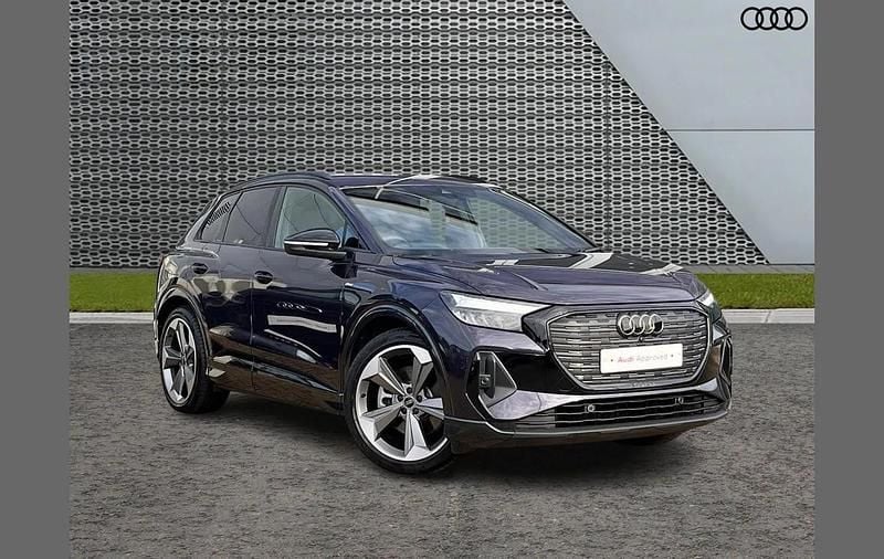 Other Used 2025 Audi Q4 e-tron Black Edition SUV | £34,999 (Super price) - Image 1/4