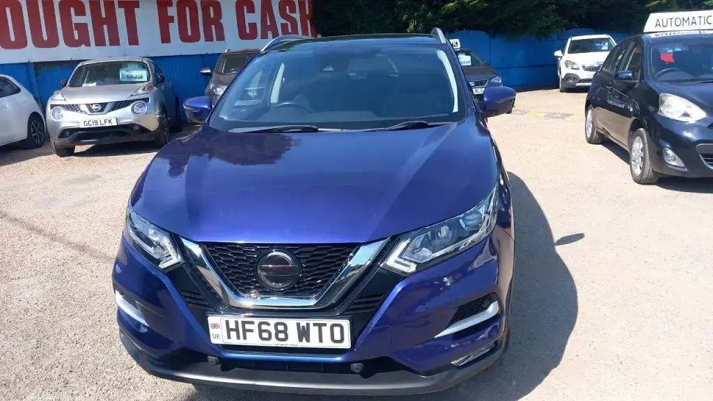 Used Nissan Qashqai N-Connecta 115 HP (84 kW) 2018 Blue SUV