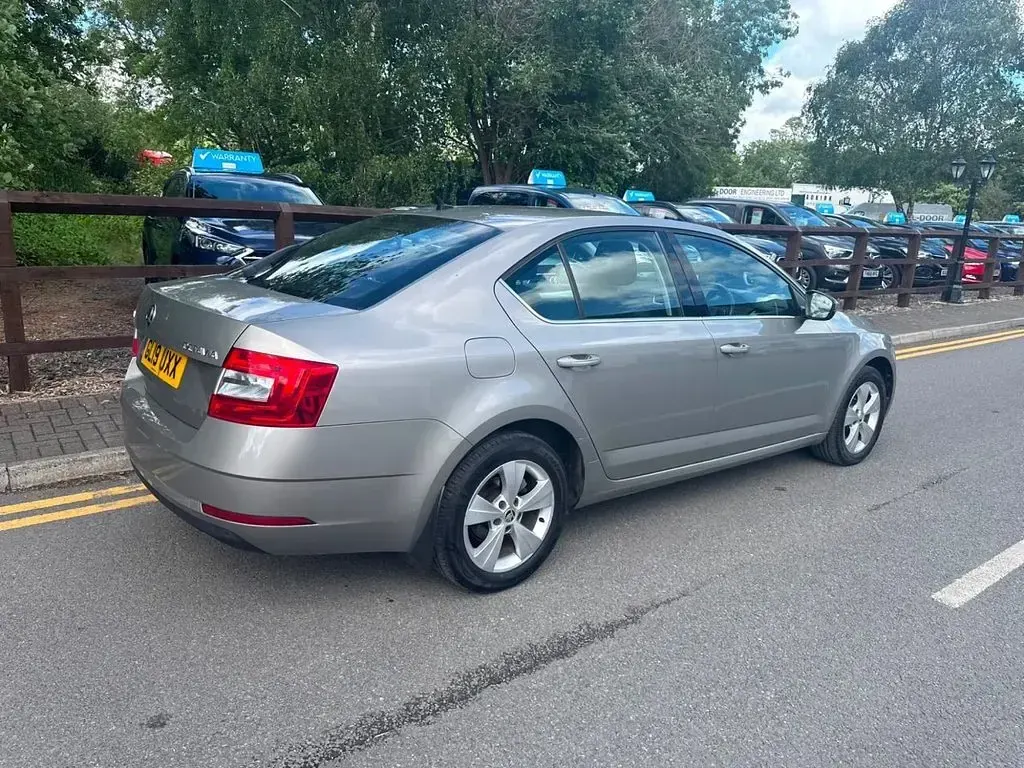 Used Skoda Octavia SE Technology 2019 Beige Hatchback