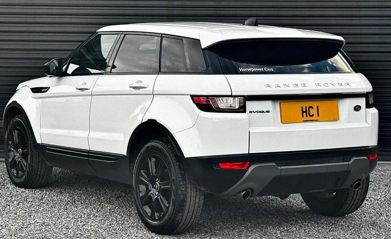 Used Land Rover Range Rover evoque SE 150 HP (110 kW) 2017 White SUV