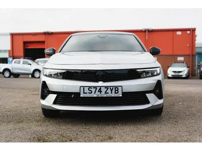 Used Vauxhall Astra 130 HP (95 kW) 2024 Grey Estate