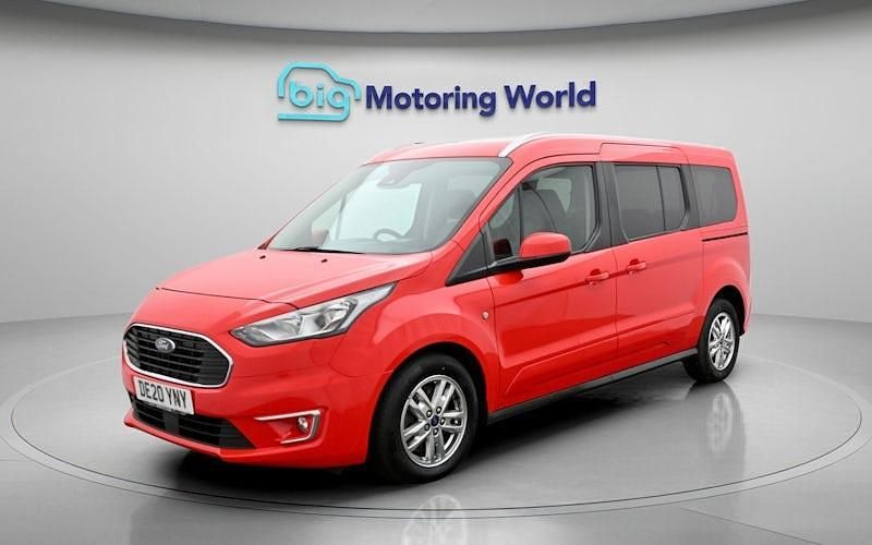 Used Ford Tourneo Titanium 120 HP (88 kW) 2021 Estate
