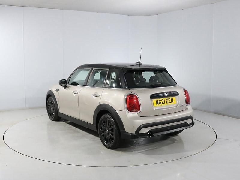 Used Mini Cooper Classic 134 HP (98 kW) 2021 Grey Hatchback
