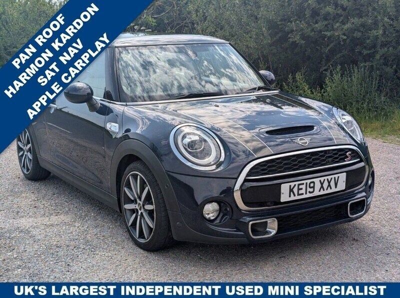 Blue Used 2019 Mini Cooper S Exclusive Hatchback | £15,695 (Fair price) - Image 1/4