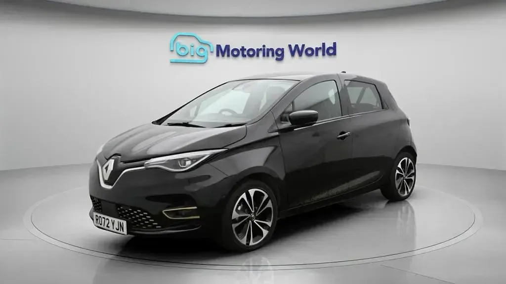Used Renault Zoe Iconic 98 kW (134 HP) 2022 Hatchback