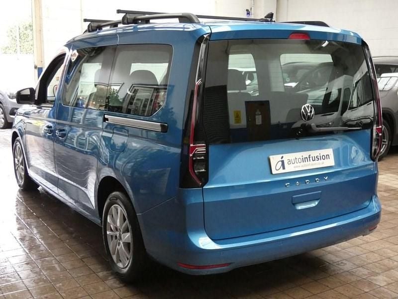 New VW Caddy Maxi Life 2025 Blue MPV