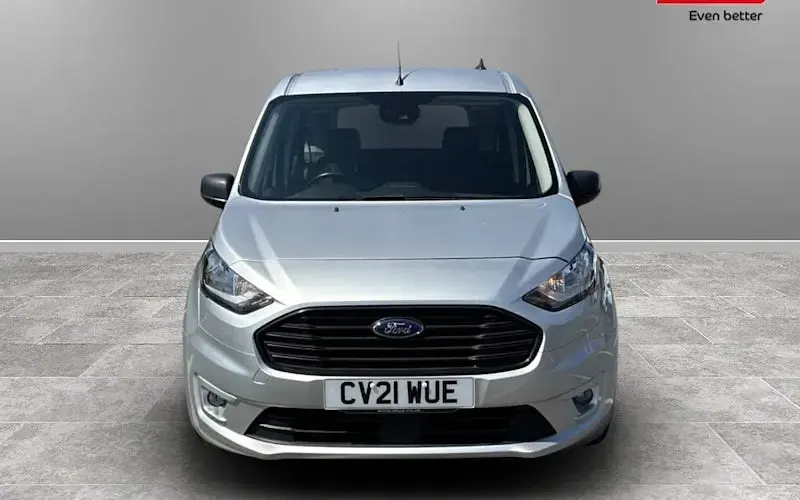 Used Ford Tourneo Connect Zetec 120 HP (88 kW) 2021 MPV