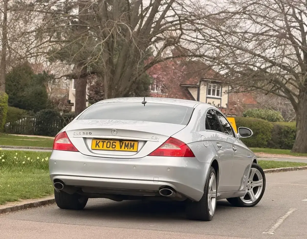 Used Mercedes CLS320 2006 Silver Coupe