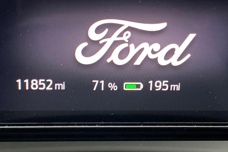 Used Ford Capri Extended Range 250 kW (340 HP) 2024 Magnetic (premium paint) SUV