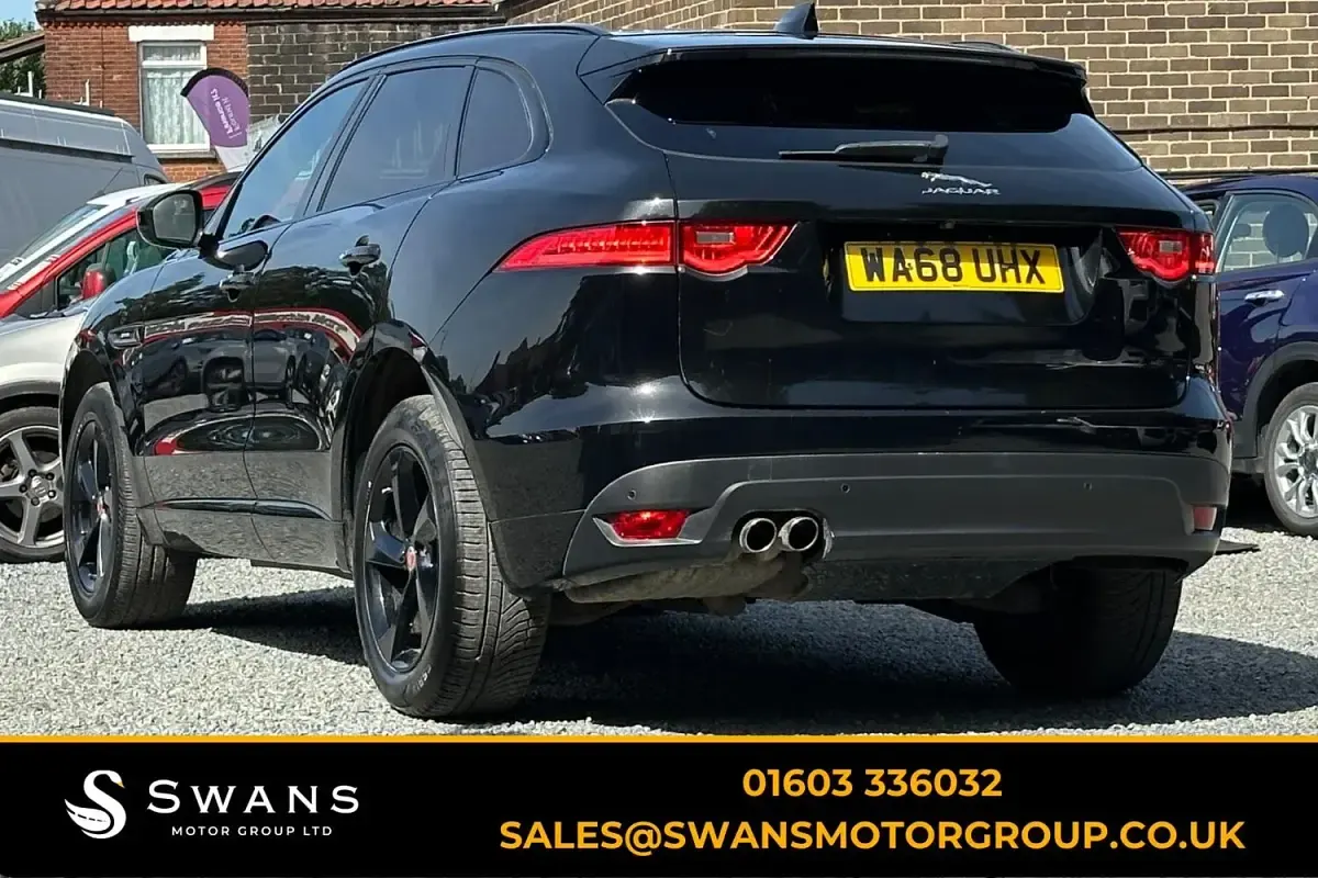 Used Jaguar F-Pace R-Sport 180 HP (132 kW) 2018 Black SUV