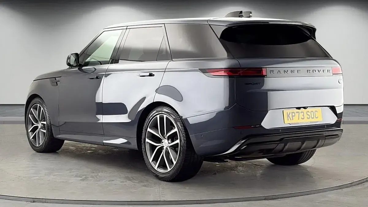 Used Land Rover Range Rover Sport SE Dynamic 300 HP (220 kW) 2023 Varesine blue SUV