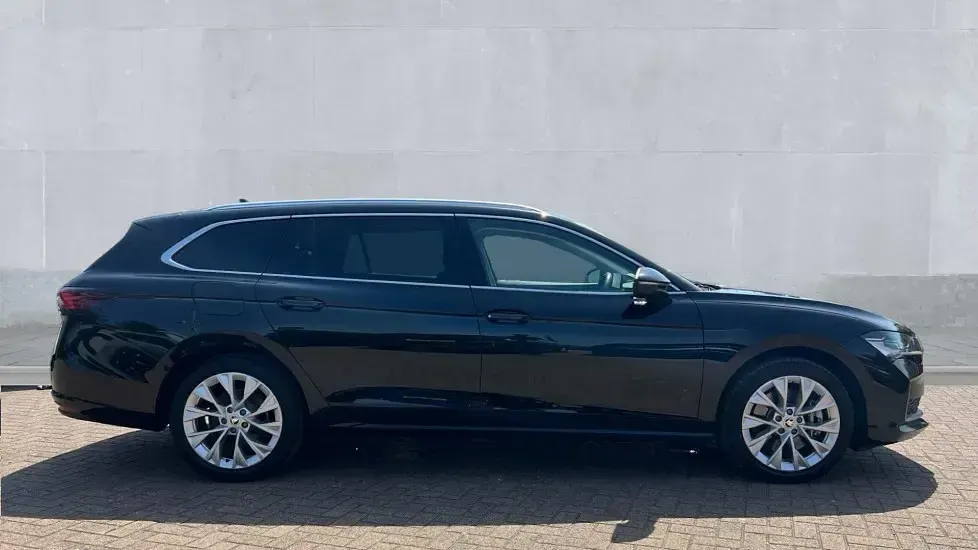 Used Skoda Superb SE L 204 HP (150 kW) 2024 Black