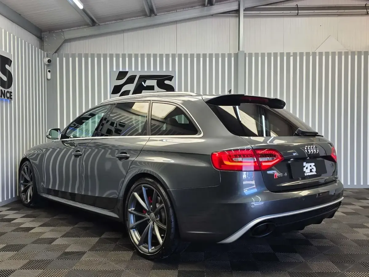 Used Audi RS4 Advanced 450 HP (330 kW) 2015 Grey Estate