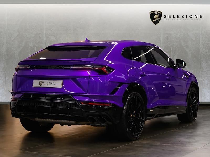 Used Lamborghini Urus 2024 Mauve/purple SUV