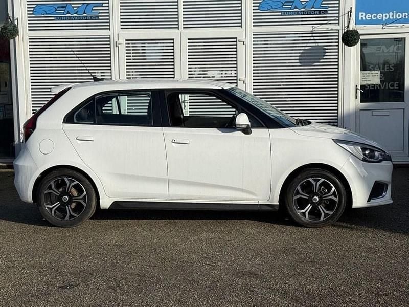 Used MG MG3 Exclusive 106 HP (77 kW) 2023 White Hatchback