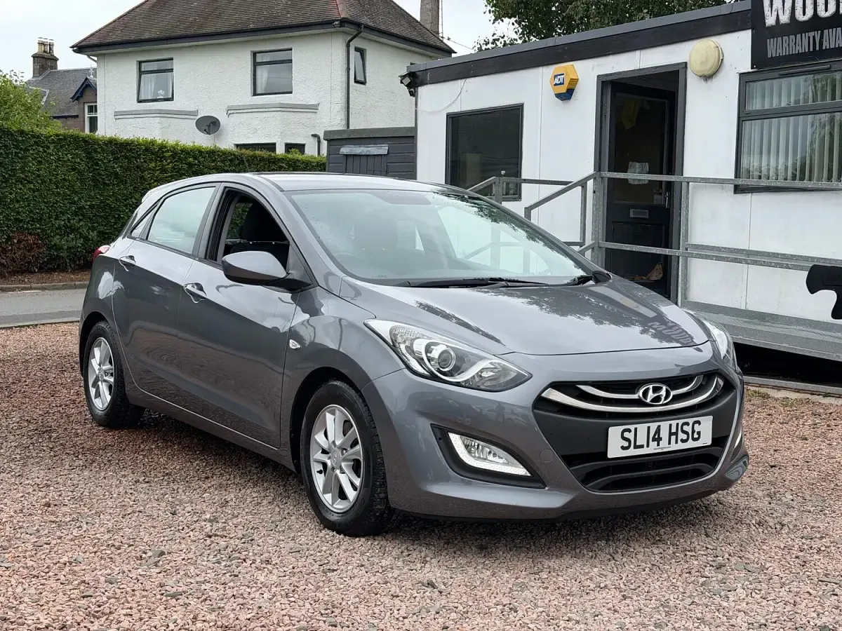 Used Hyundai i30 Active 110 HP (80 kW) 2014 Grey Hatchback
