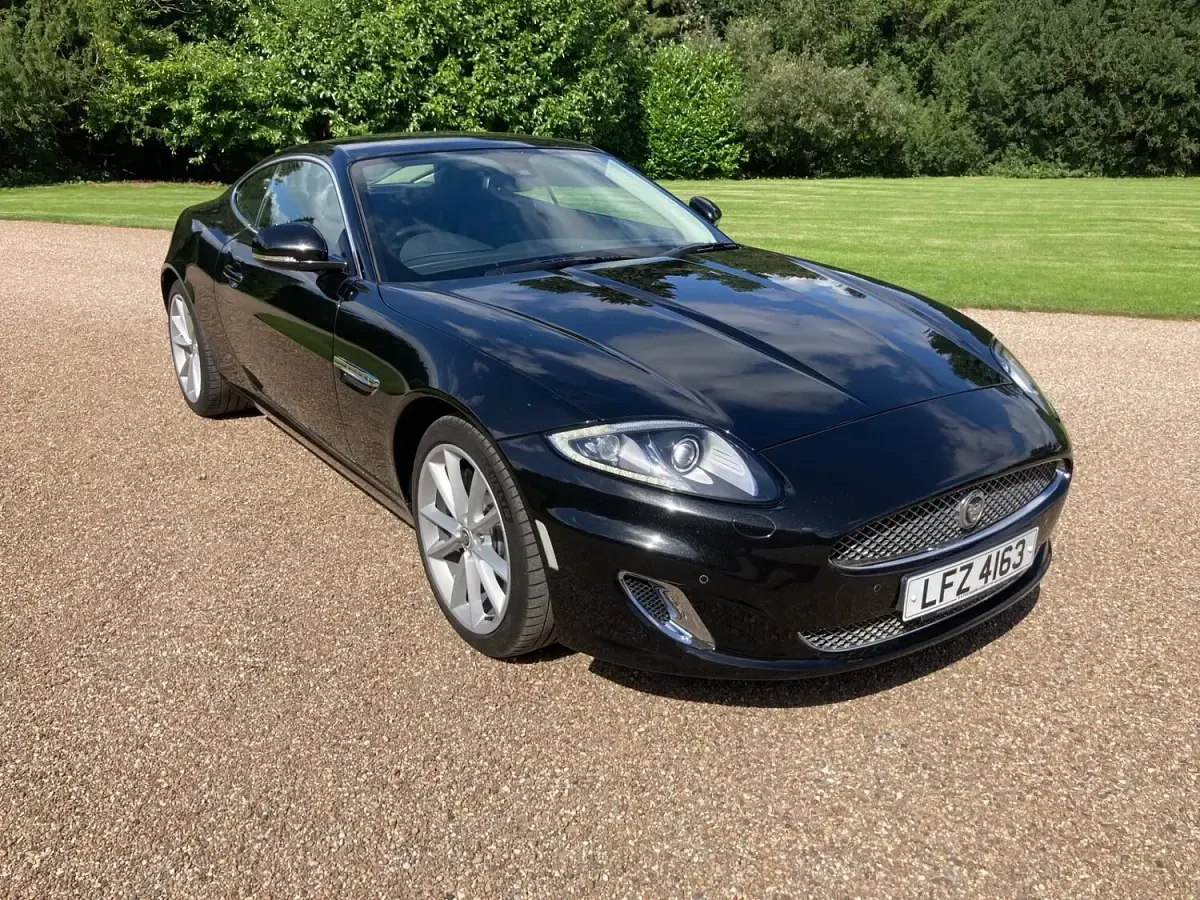 Used Jaguar XK 385 HP (283 kW) 2011 Black Coupe