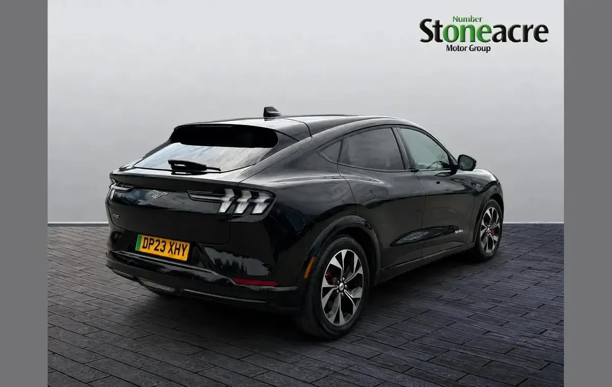 Used Ford Mustang Mach-E Premium 253 kW (345 HP) 2023 Black SUV