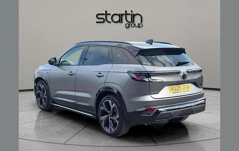 Used Renault Austral Techno Esprit Alpine 200 HP (147 kW) 2025 Matte grey with black roof  SUV